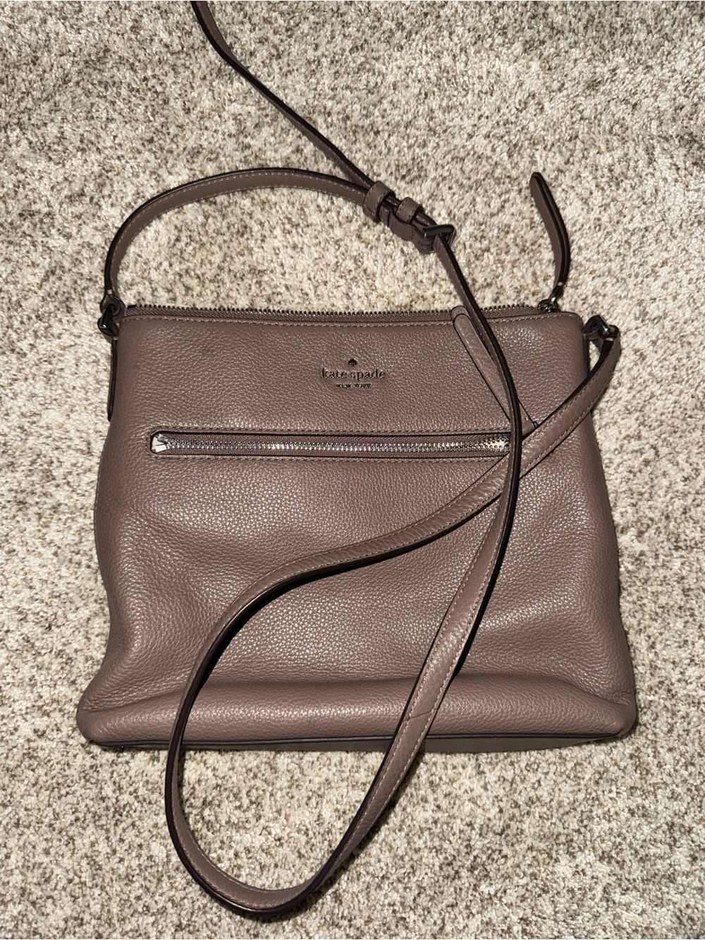 kate spade mauve taupe pebbled leather crossbody bag